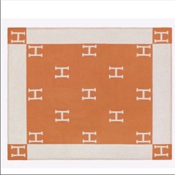 Monogrammed Wool Cashmere Throw Blanket Shawl - Picture 2 of 8